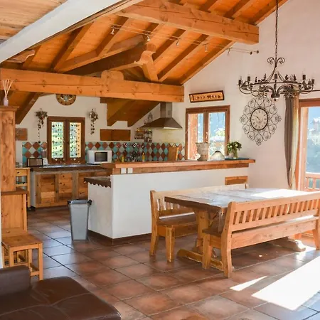 Des Trappeurs Coeur Vanoise 15 Persons شاليه *