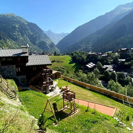Des Trappeurs Coeur Vanoise 15 Persons شاليه *