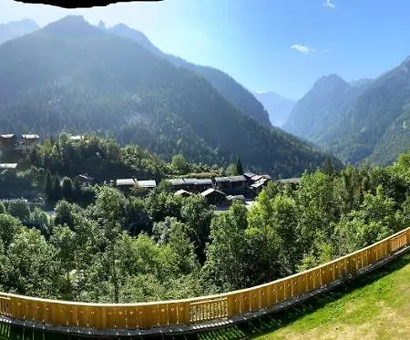 Des Trappeurs Coeur Vanoise 15 Persons *