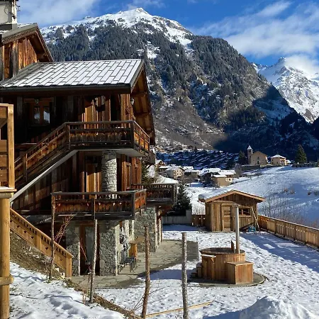 Des Trappeurs Coeur Vanoise 15 Persons شاليه لا بلاني