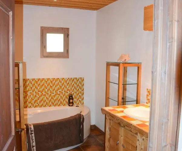 Des Trappeurs Coeur Vanoise 15 Persons *