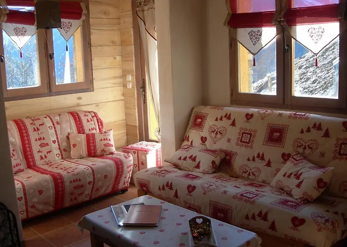 Des Trappeurs Coeur Vanoise 15 Persons 木屋