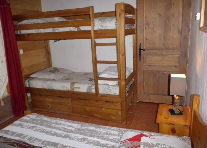 木屋 Des Trappeurs Coeur Vanoise 15 Persons *