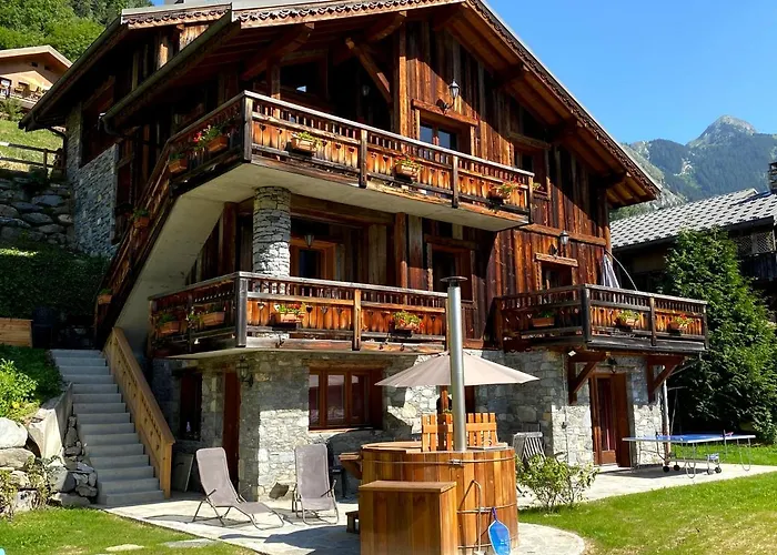 Des Trappeurs Coeur Vanoise 15 Persons 木屋