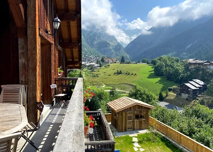 Des Trappeurs Coeur Vanoise 15 Persons *