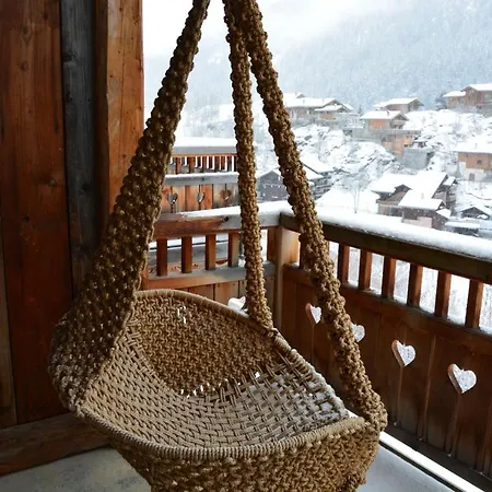 Des Trappeurs Coeur Vanoise 15 Persons Chalet La Plagne