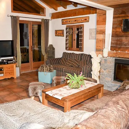Des Trappeurs Coeur Vanoise 15 Persons Chalet La Plagne