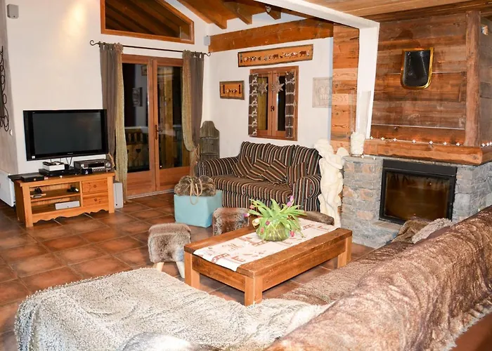 Des Trappeurs Coeur Vanoise 15 Persons Шале Ла-Плань